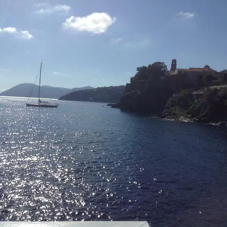 Giovannino's Lipari (Isola Lipari)